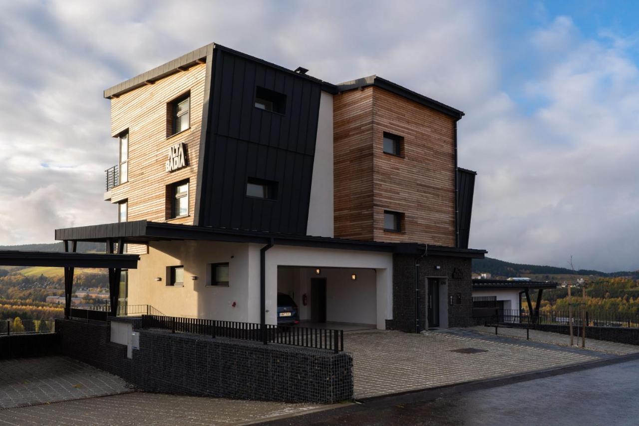 Rooftop Klinovec Loučná pod Klínovcem المظهر الخارجي الصورة